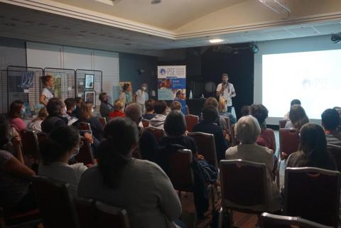 Projection les pépites à une assemblée Une projection du film Les Pépites à une assemblée