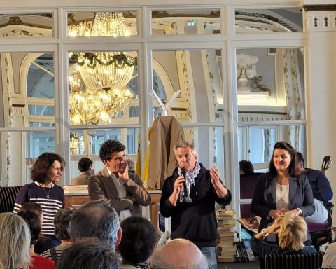 Sébastien présente PSE au grand hôtel de Cabourg Sébastien présente PSE au grand hôtel de Cabourg