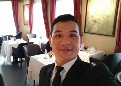 Un ancien de PSE aujourd'hui manager dans un restaurant Un ancien de PSE aujourd'hui manager dans un restaurant