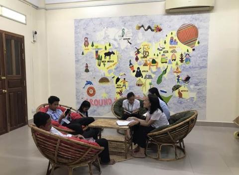 Les étudiants de l'Ecole de Gestion et Vente dans l'Open Space